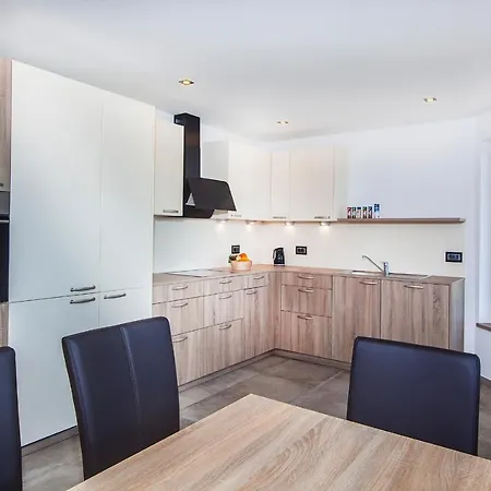 Avea App 2 2 Personen Apartment Laion